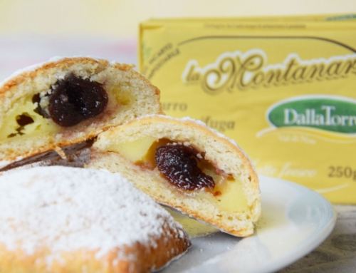 Dolci ravioli con crema pasticcera e cuore di amarena