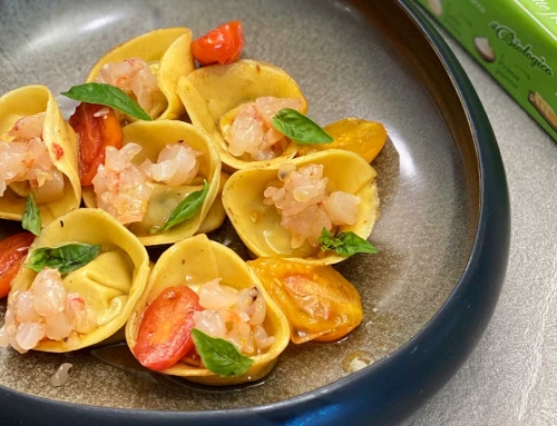 Tortelli estivi di melanzane con tartare di gamberi e burro Noisette